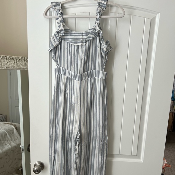 Altar’d State striped jumpsuit - Picture 5 of 5